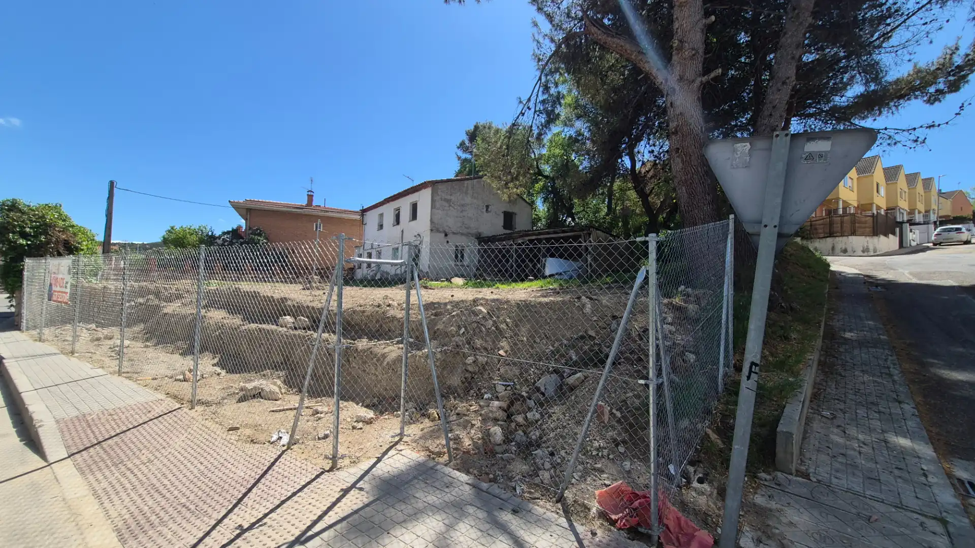 Terreny residencial en venda a Avenida Reyes Magos 13
