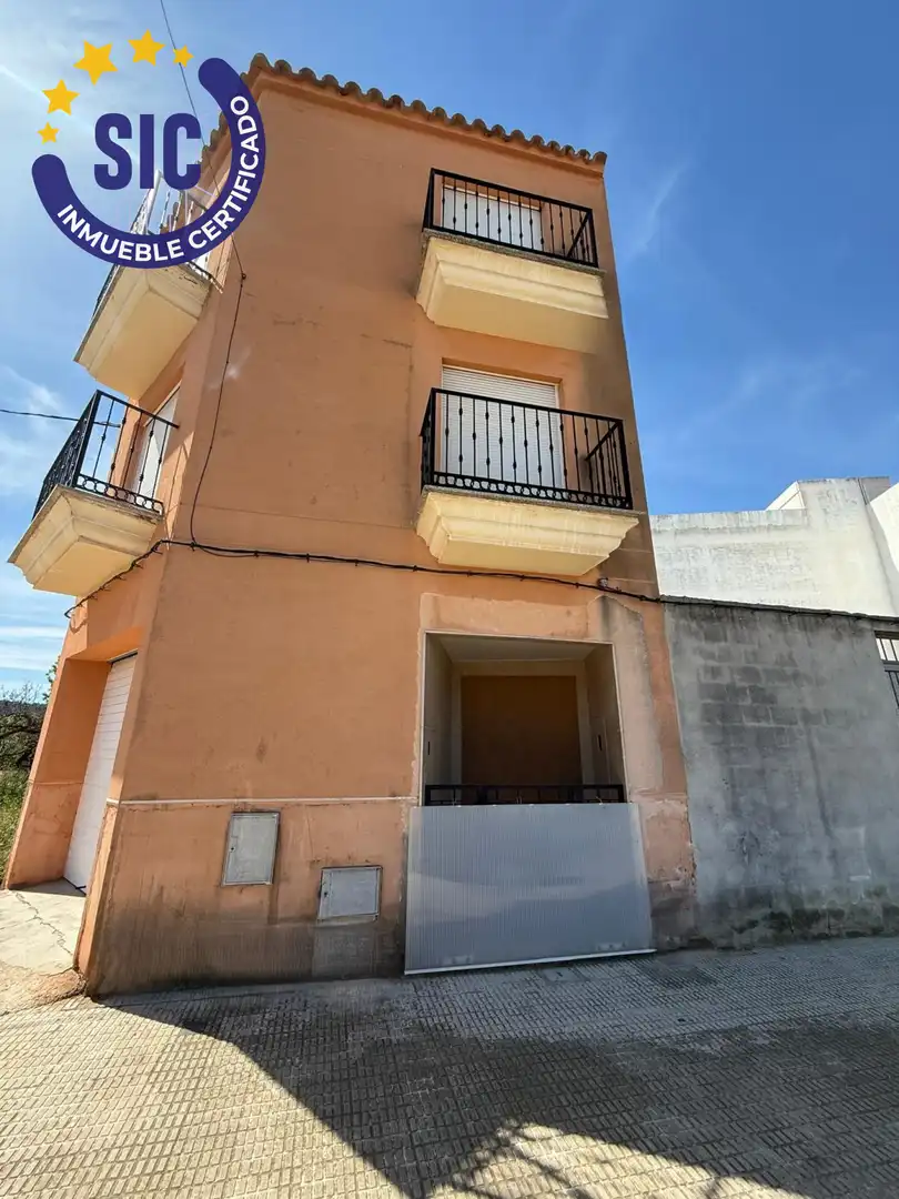 Vista exterior de Casa adosada en venda en Sant Joan de Moró amb Jardí privat, Terrassa i Traster
