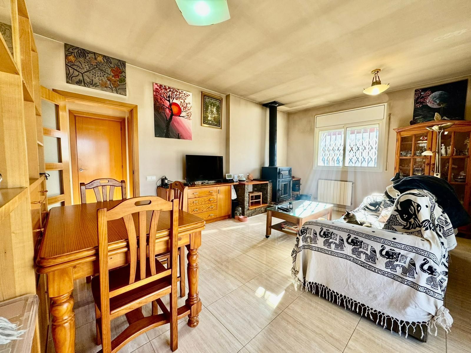 Sala d'estar de Casa o xalet en venda en Calafell amb Aire condicionat, Calefacció i Jardí privat