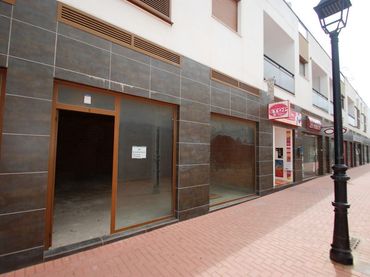 Local comercial en venda a Els Poblets