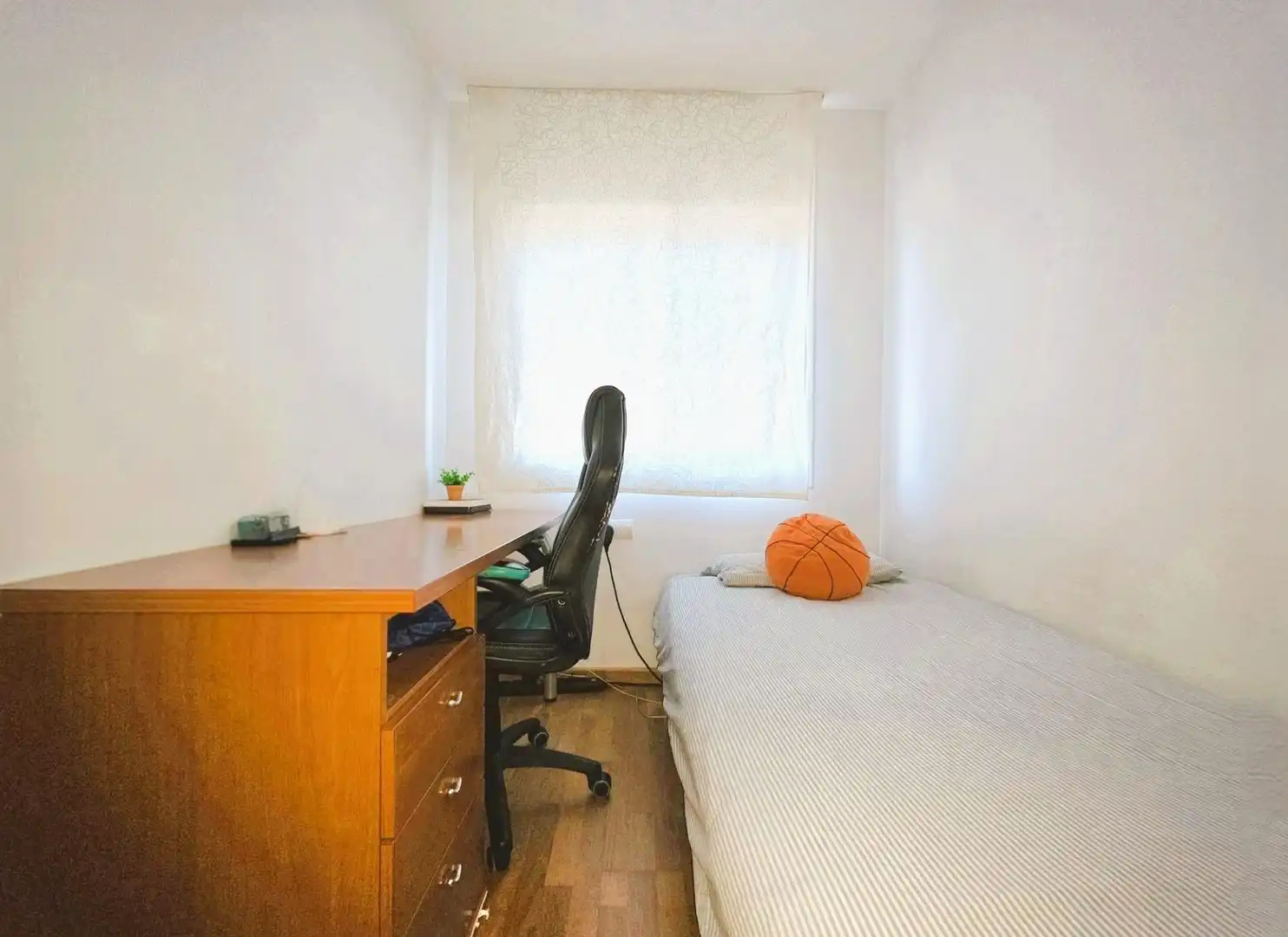 Habitación de Piso en venta en Sitges con Aire acondicionado, Calefacción y Jardín privado