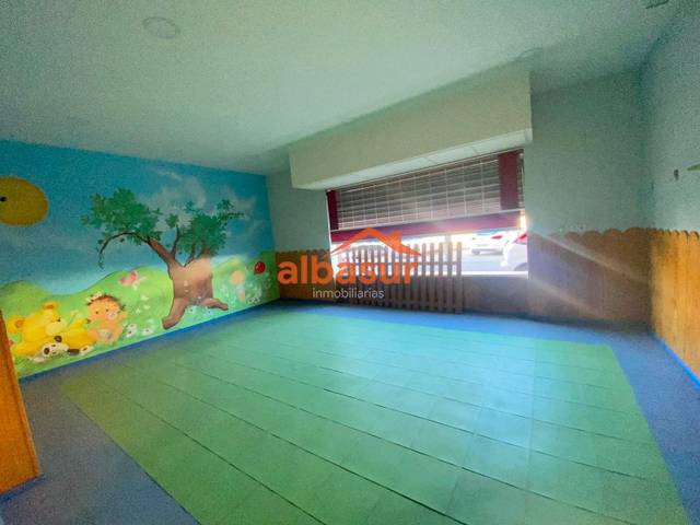 Local comercial en Alquiler en Ciudad Jardín - Zoco