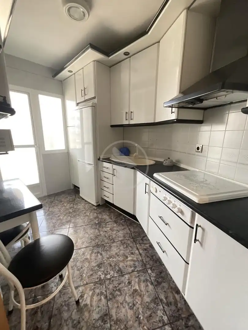 Kitchen of Flat for sale in Linares  with Air Conditioner and Furnished