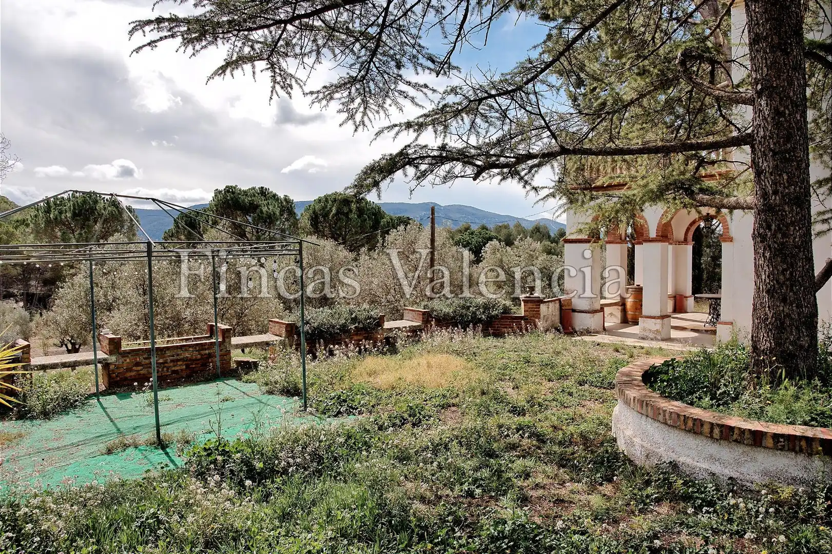 Jardín de Finca rústica en venta en Alcoy / Alcoi con Terraza, Trastero y Piscina