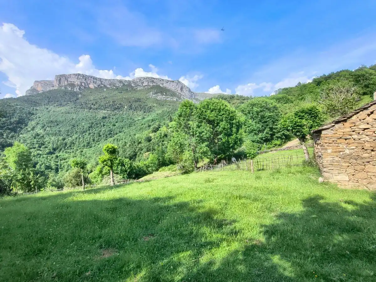 Finca rústica en venta en Puértolas