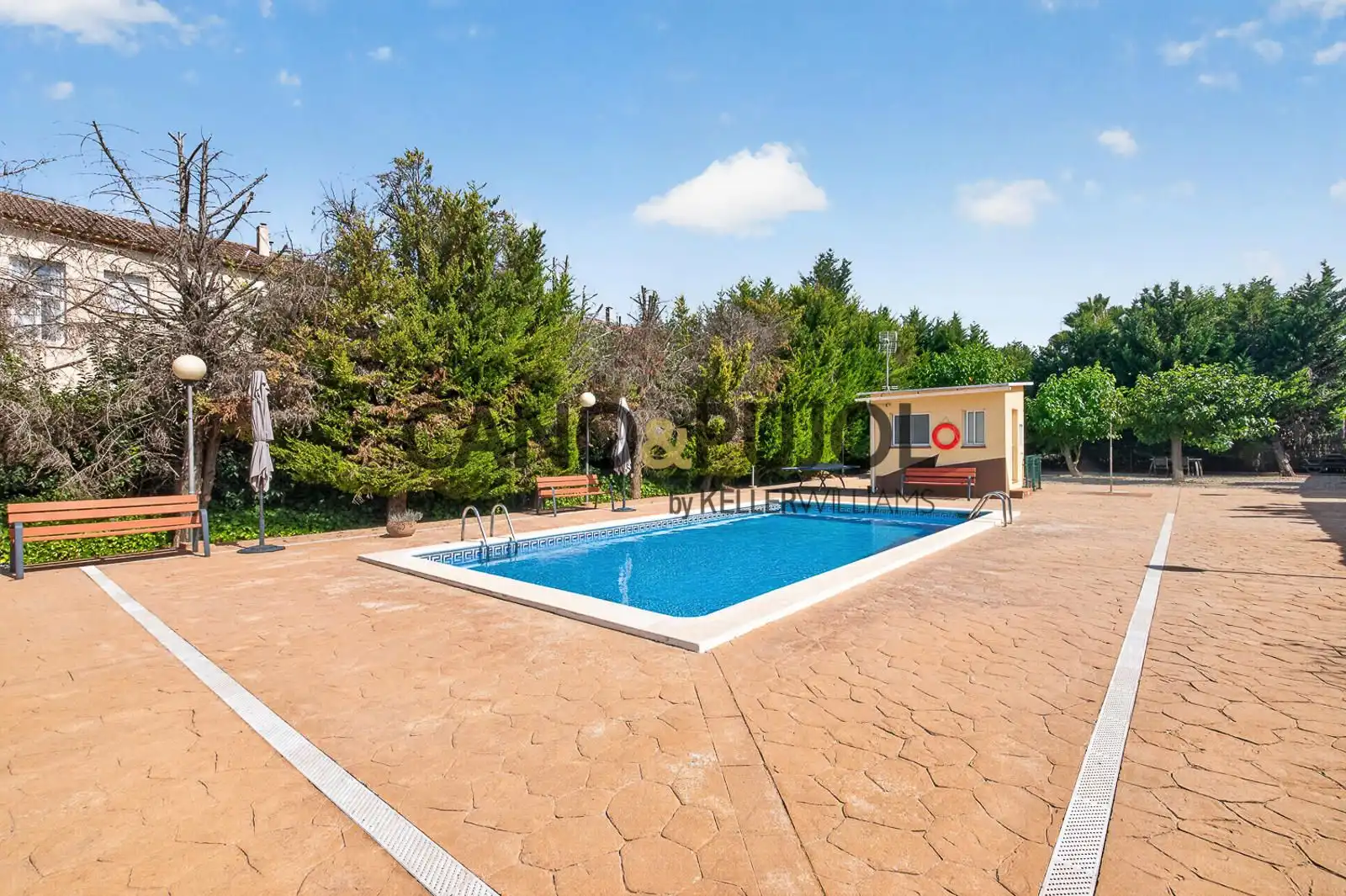 Piscina de Ático en venta en Rubí con Aire acondicionado, Calefacción y Jardín privado