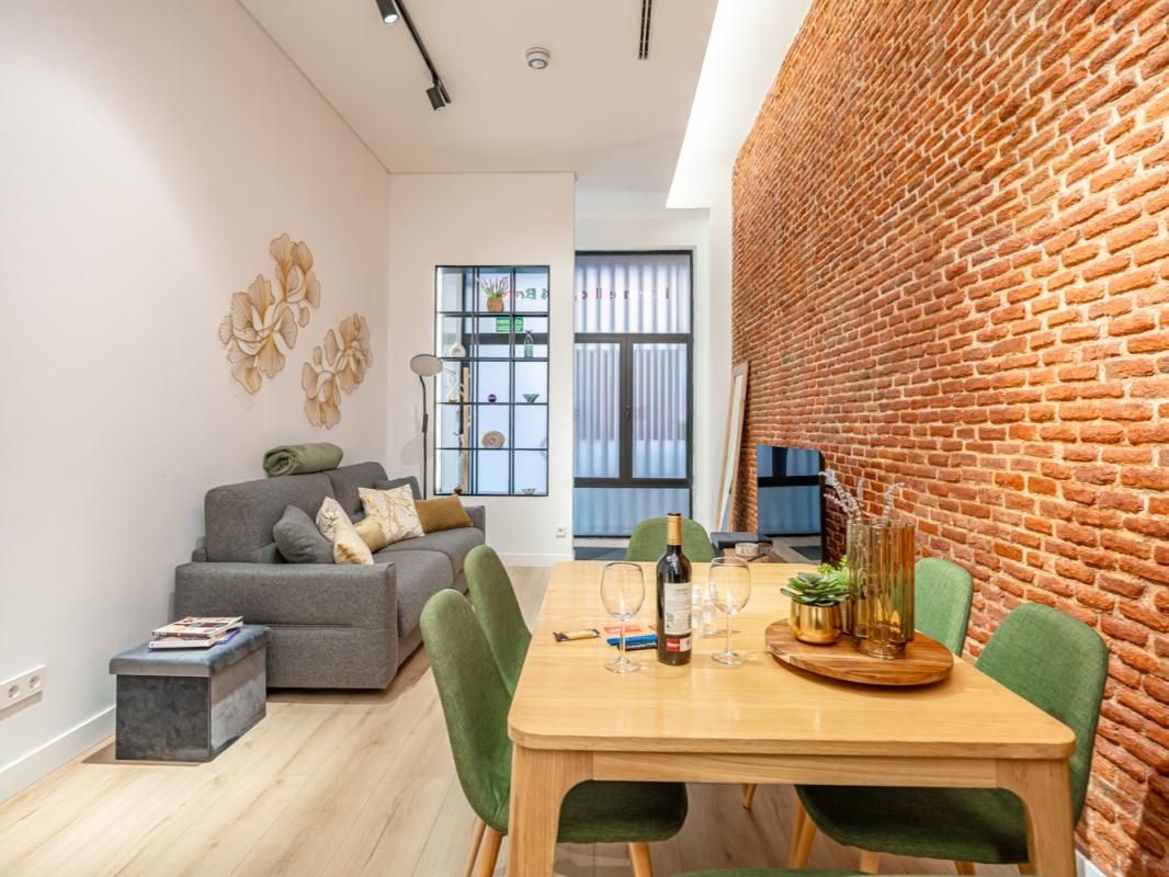 Living room of Planta baja for sale in  Madrid Capital  with Furnished