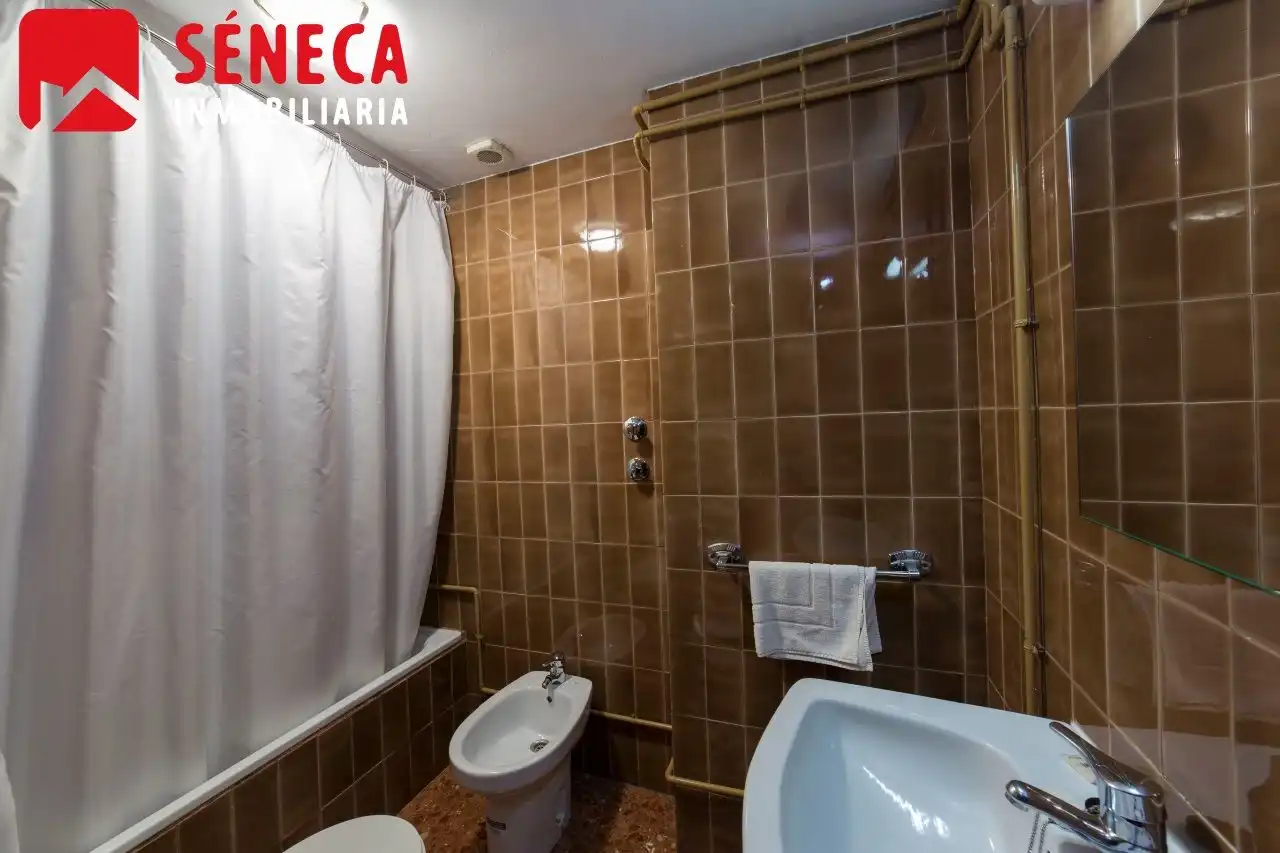 Badezimmer von Gebäude zum Verkauf in Córdoba