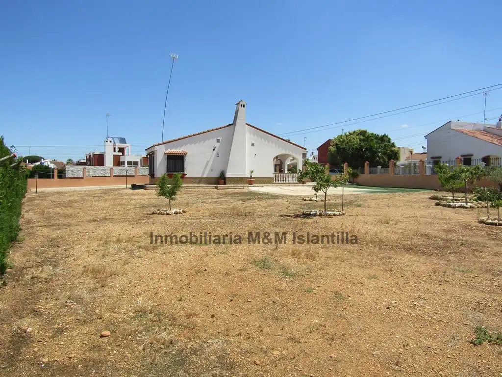 Casa o chalet en venta en Ayamonte con Jardín privado, Terraza y Amueblado