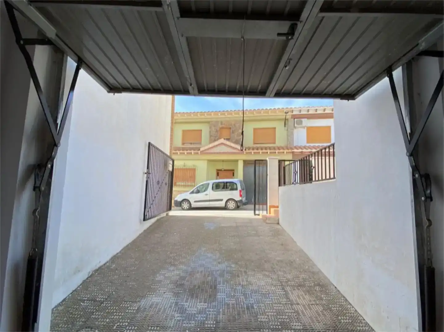 Parking de Casa o chalet en venta en Zújar con Aire acondicionado y Balcón