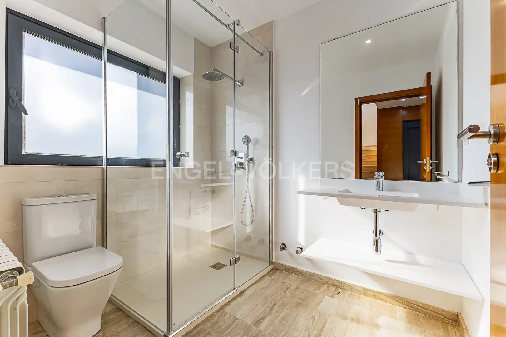 Bathroom of Houses for sale in Sant Cugat del Vallès  with Air Conditioner, Heating and Private garden