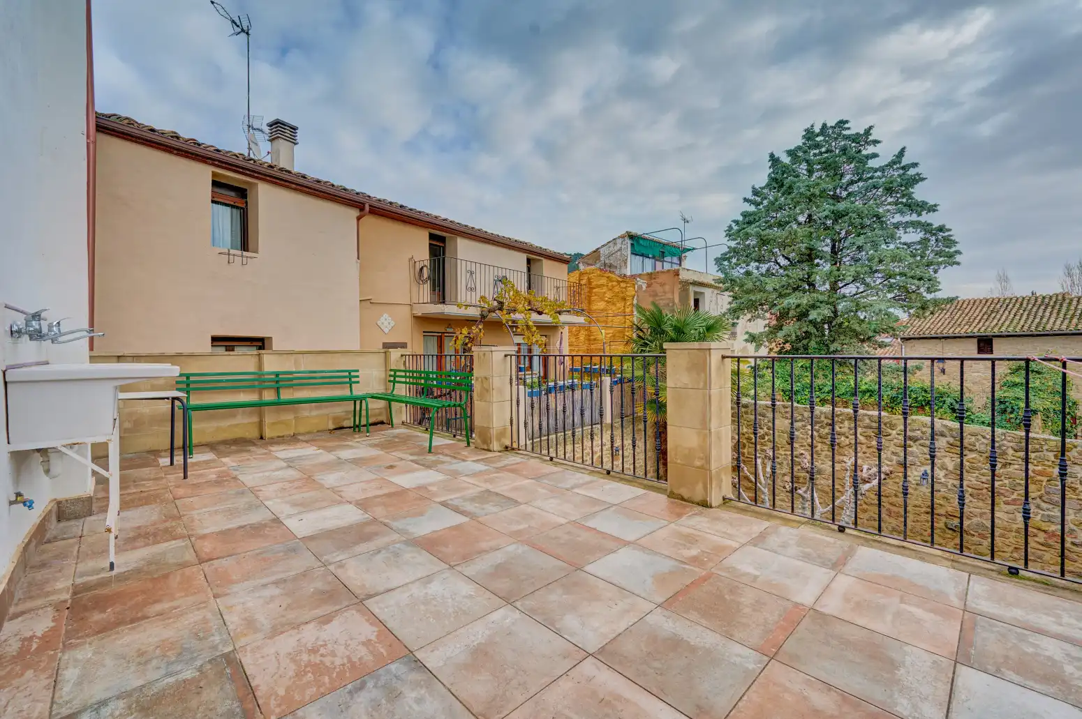 Terrace of Detached homes for sale in Mañeru  with Air Conditioner, Heating and Private garden