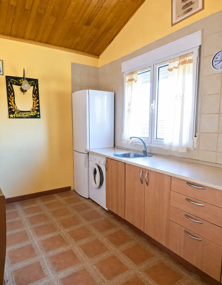 Kitchen of Houses for sale in Salinas de Pisuerga  with Private garden, Storage room and Swimming Pool