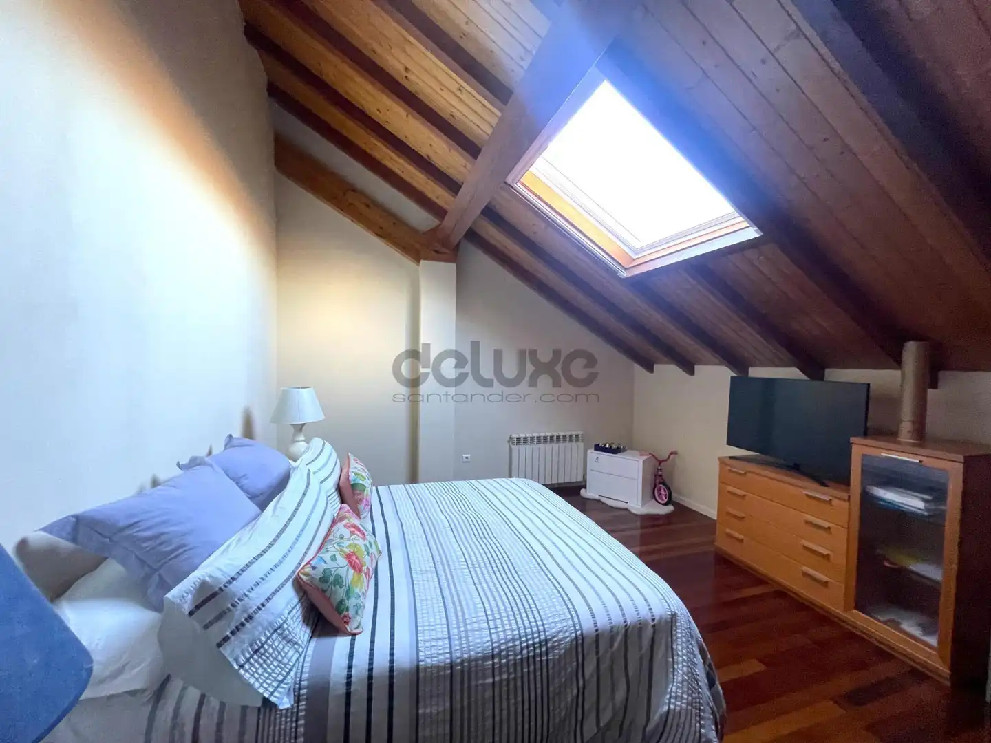 Schlafzimmer von Maisonette zum Verkauf in Piélagos mit Heizung und Abstellraum
