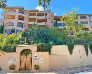 Vista exterior de Apartament de lloguer en Marbella amb Aire condicionat, Terrassa i Piscina