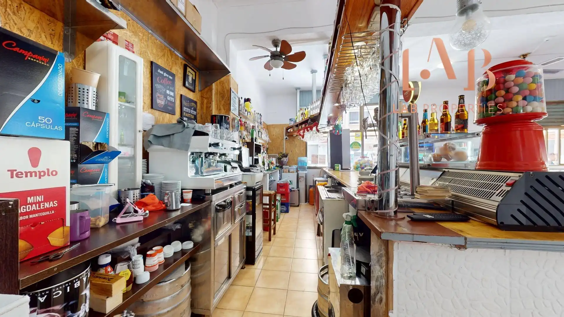 Kitchen of Commercial properties for rent in  Palma de Mallorca  with Air Conditioner and Furnished