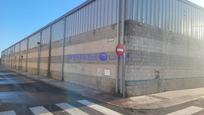 Vista exterior de Nau industrial en venda en Morón de la Frontera
