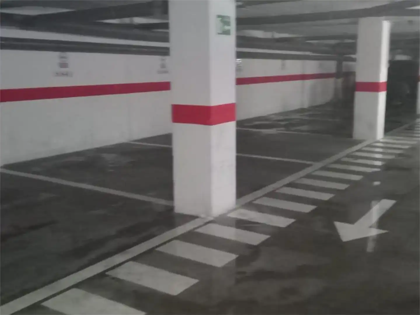 Aparcament de Pis de lloguer en Vera amb Aire condicionat, Jardí privat i Piscina