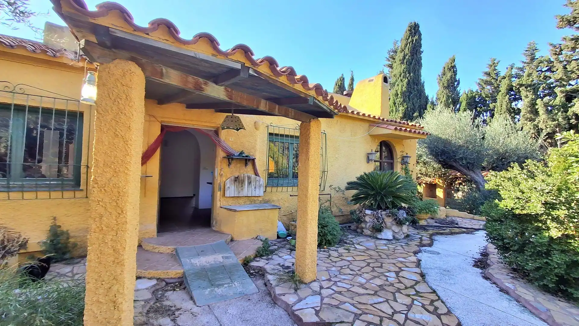 Vista exterior de Casa o chalet en venta en Mutxamel con Terraza