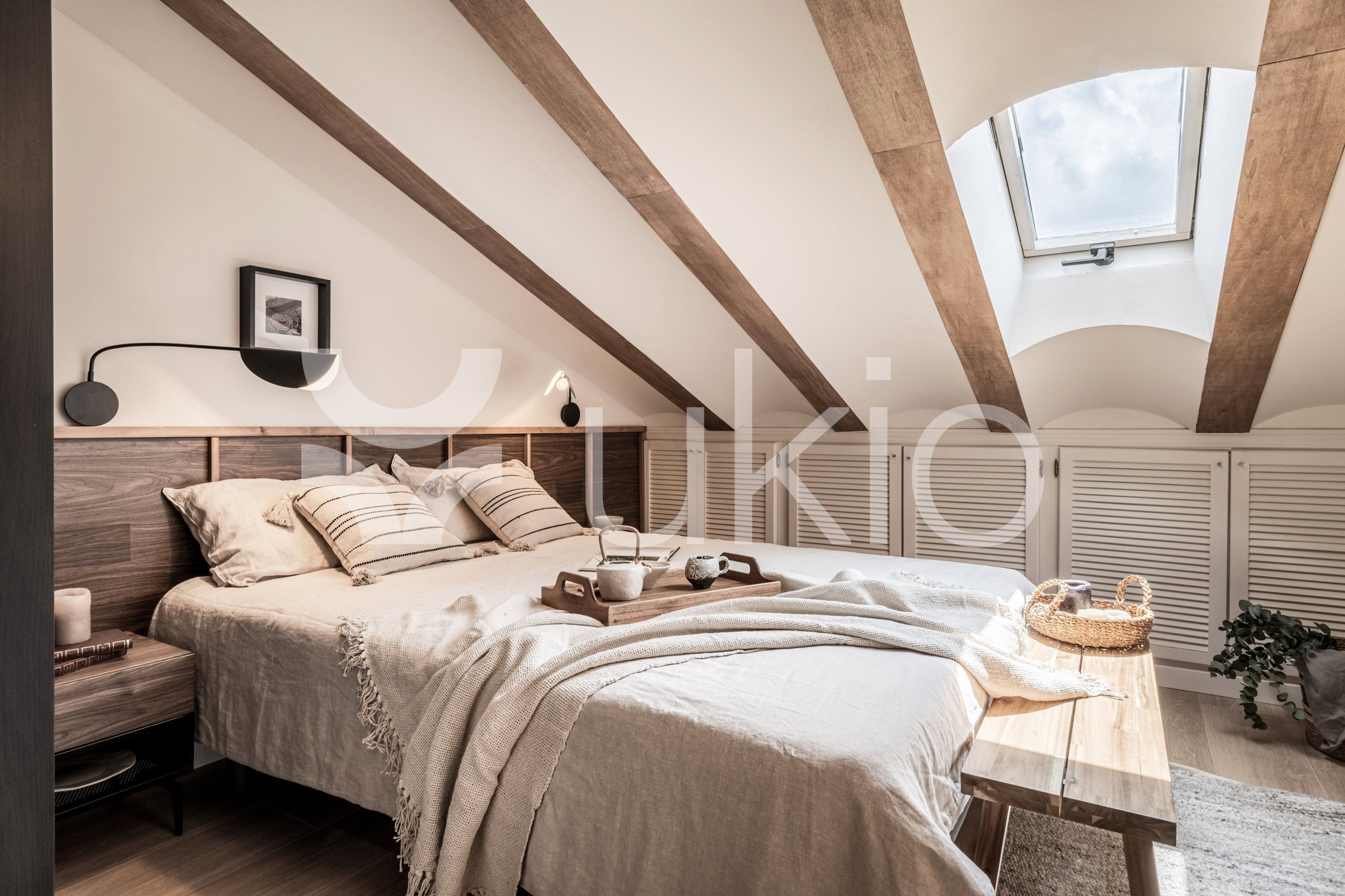 Dormitori de Apartament de lloguer en  Madrid Capital amb Aire condicionat, Calefacció i Moblat