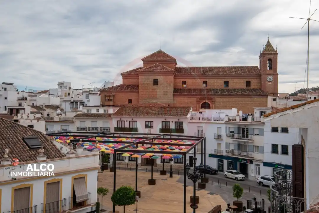 Vista exterior de Pis en venda en Torrox amb Terrassa i Balcó