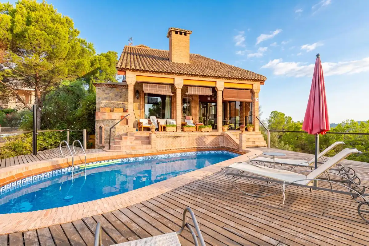 Terraza de Casa o chalet en venta en Gilet con Calefacción, Jardín privado y Terraza