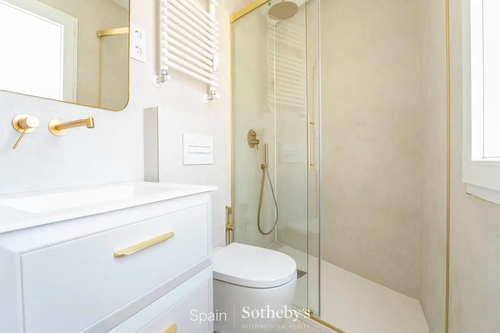 Baño de Ático en venta en Madrid con Aire acondicionado, Calefacción y Terraza