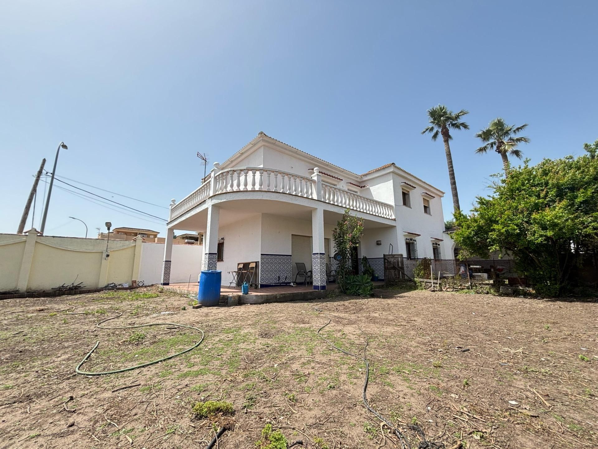 Exterior view of Houses for sale in Algeciras  with Private garden and Swimming Pool