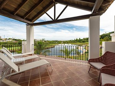 Casa pareada con piscina en venta en Costa Natura