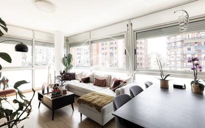 Living room of Flat for sale in Sabadell  with Air Conditioner, Heating and Storage room