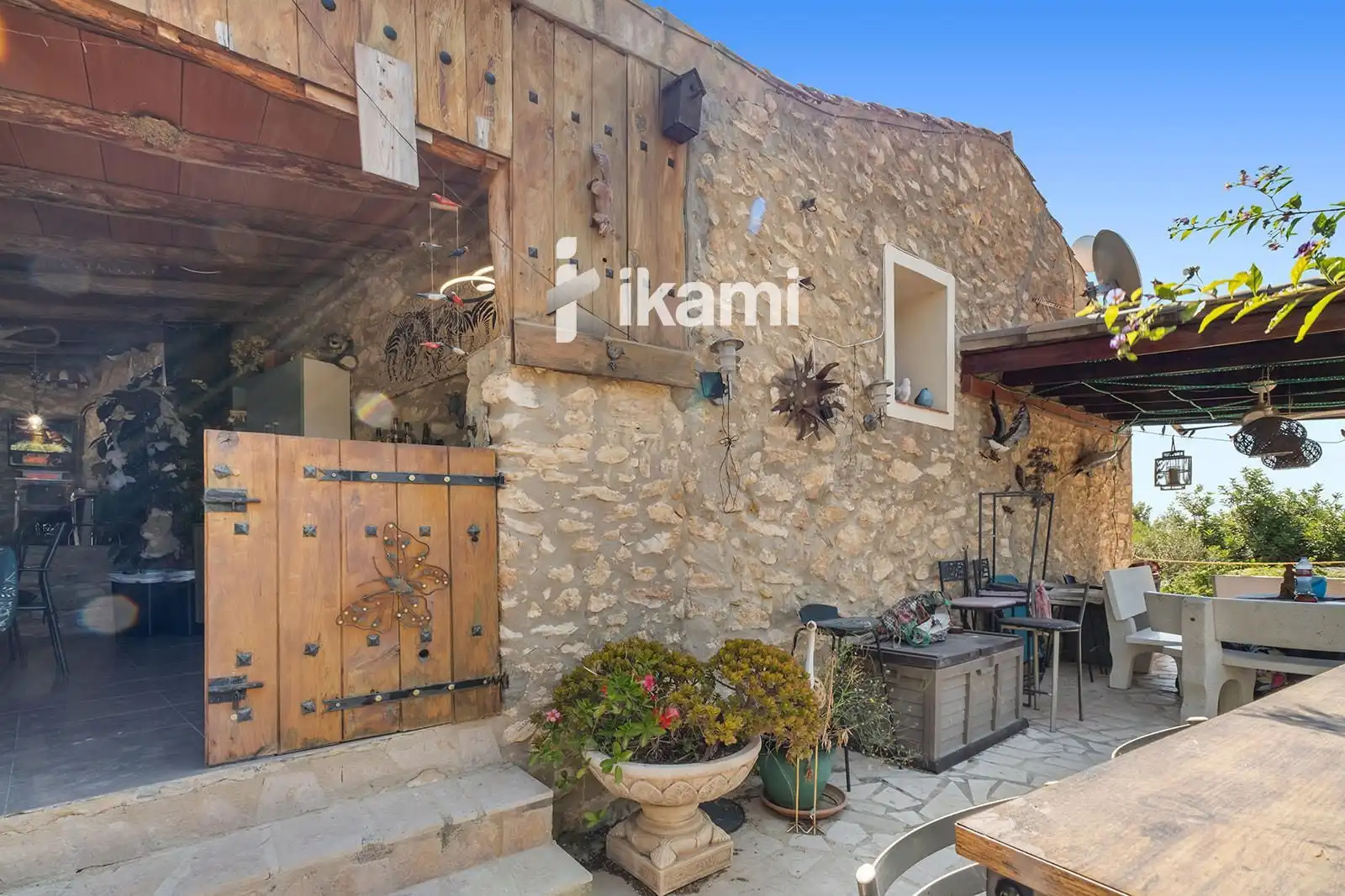 Vista exterior de Casa o xalet en venda en L'Ametlla de Mar  amb Terrassa, Traster i Piscina