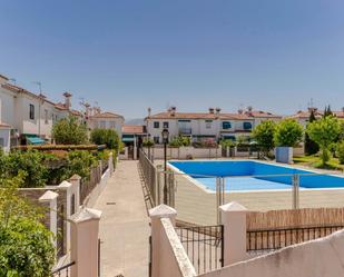 Vista exterior de Casa o xalet en venda en Alhendín amb Terrassa i Piscina