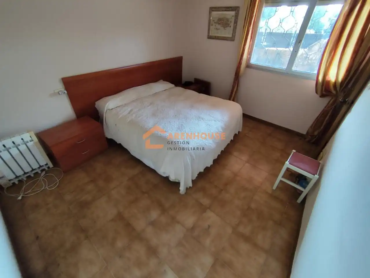 Habitación de Casa o chalet en venta en Ourense Capital  con Calefacción, Jardín privado y Trastero