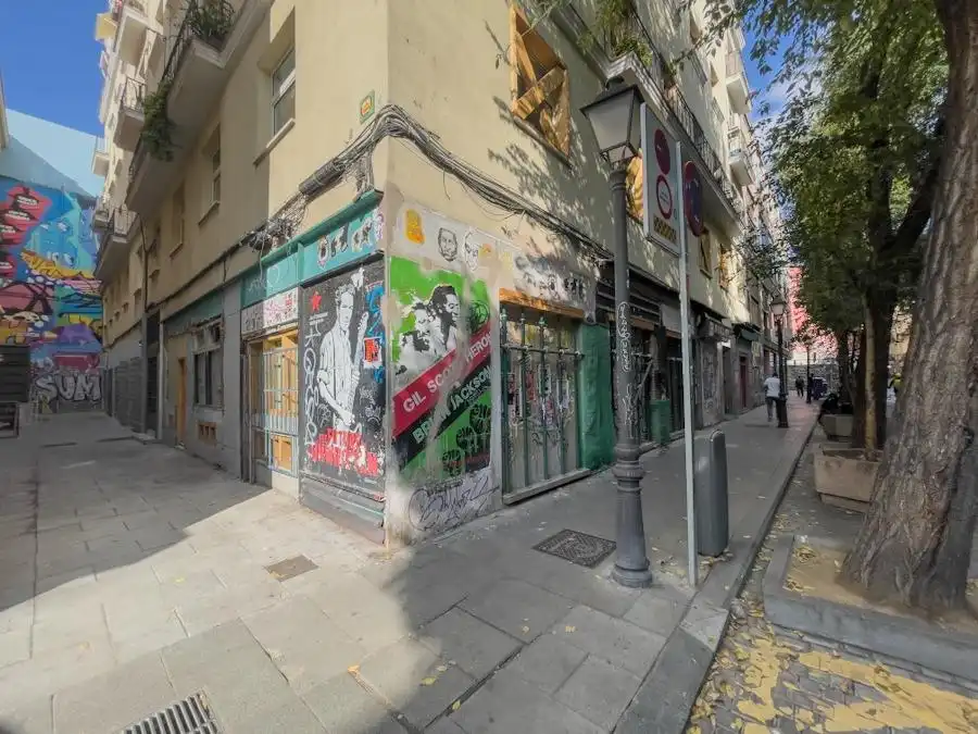 Vista exterior de Dúplex en venda en Madrid