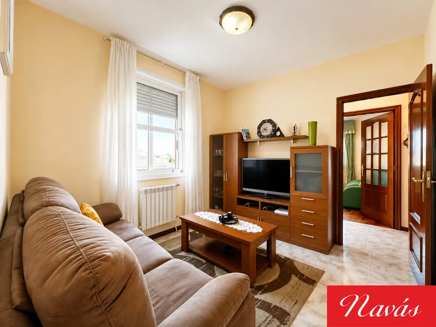 Sala d'estar de Casa o xalet en venda en Vigo  amb Aire condicionat, Calefacció i Parquet