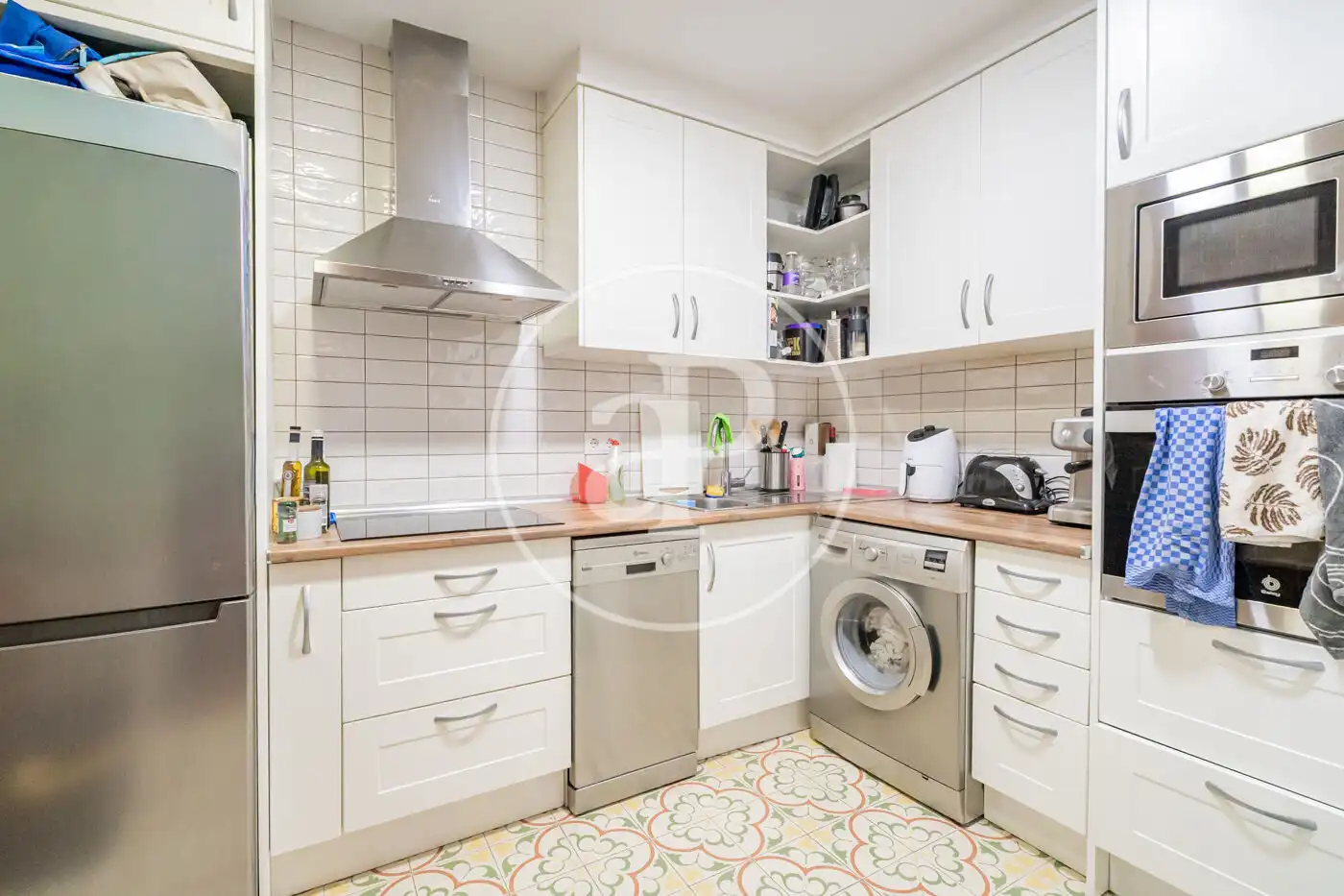 Kitchen of Flat for rent in Madrid  with Air Conditioner, Heating and Balcony