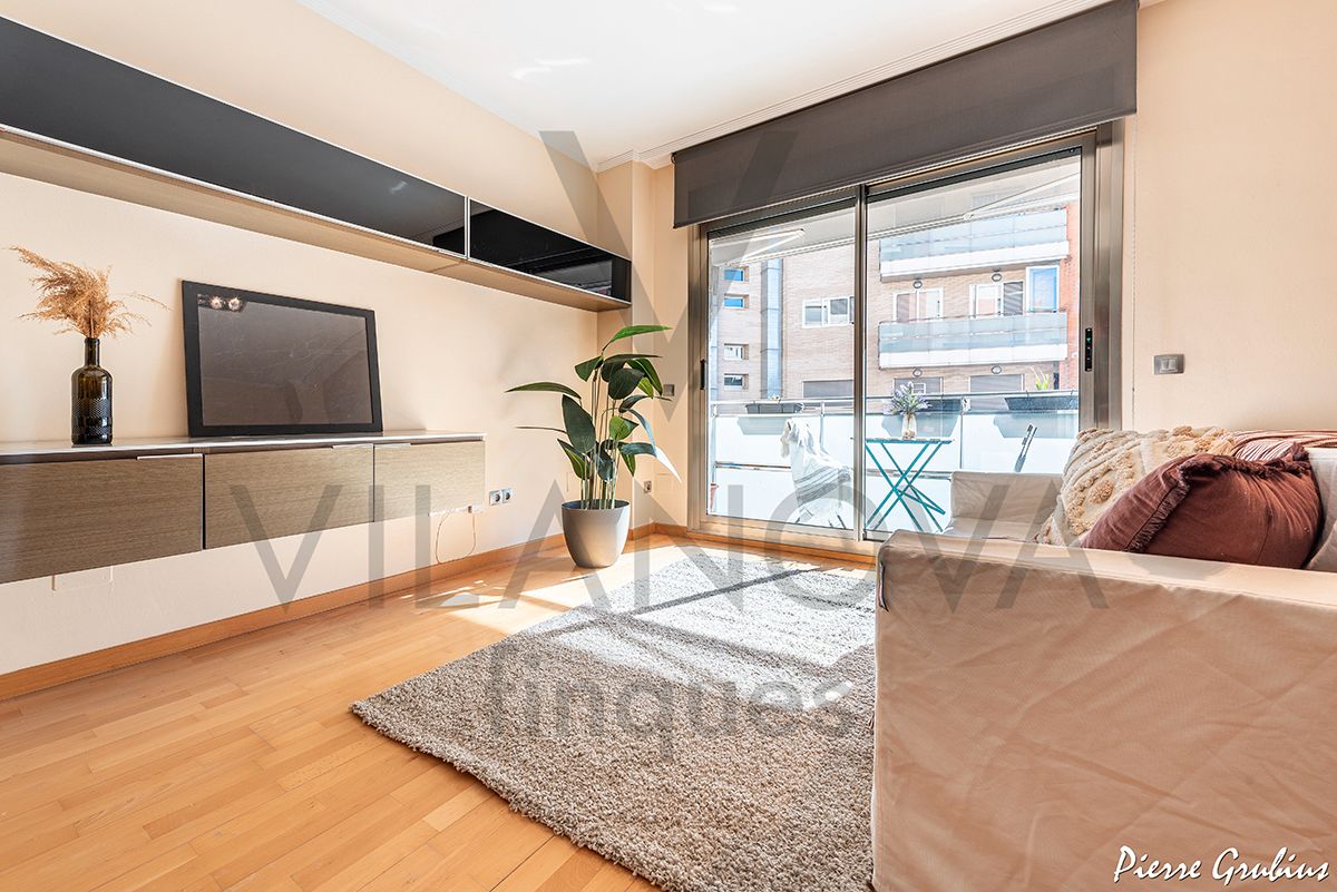 Living room of Flat for sale in Reus  with Air Conditioner, Heating and Balcony