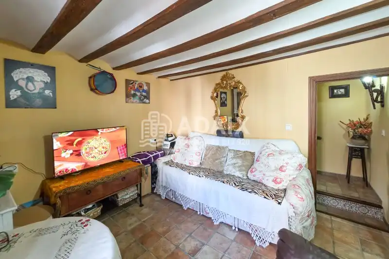 Sala de estar de Casa o chalet en venta en Úbeda con Aire acondicionado, Terraza y Trastero