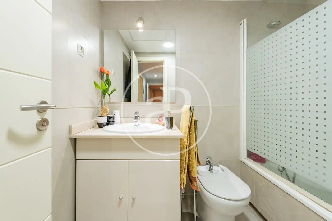 Bathroom of Flat for sale in Madrid  with Heating, Private garden and Terrace