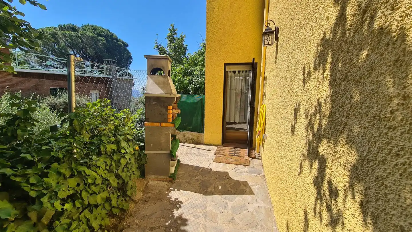 Vista exterior de Casa o chalet en venta en Piedralaves con Calefacción, Jardín privado y Terraza