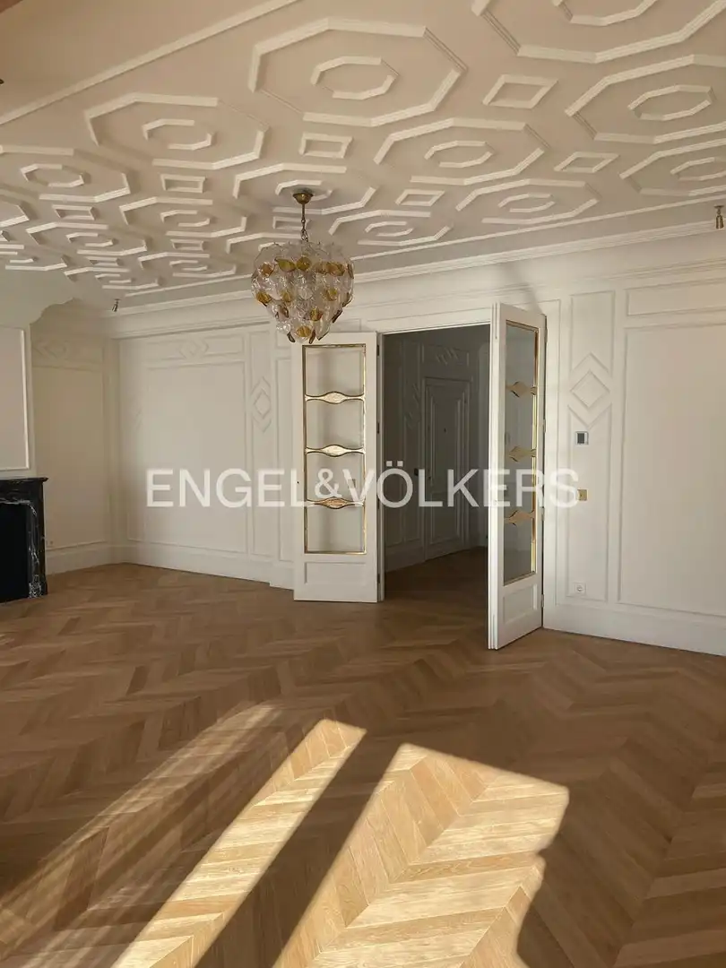 Wohnung zum Verkauf in Madrid mit Klimaanlage, Heizung und Terrasse