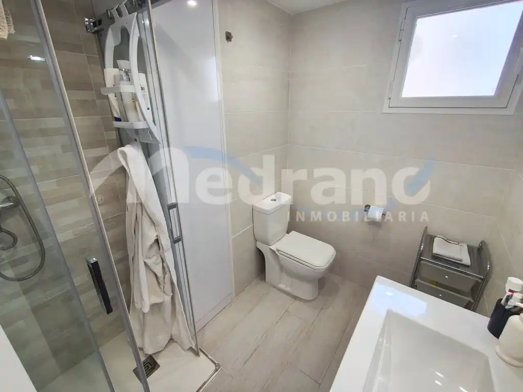 Baño de Apartamento en venta en Benidorm con Aire acondicionado y Terraza