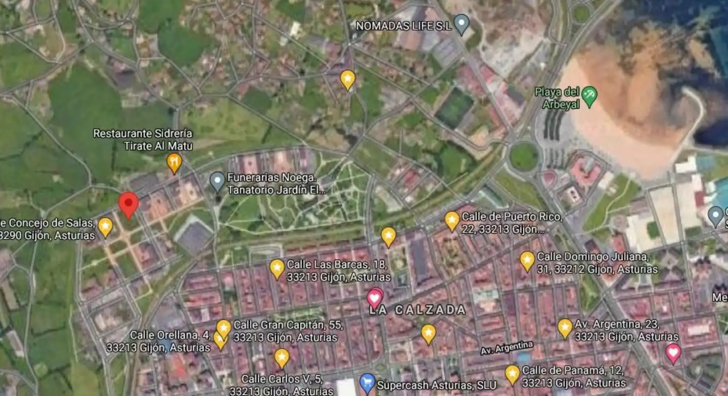 Vista exterior de Residencial en venta en Gijón 
