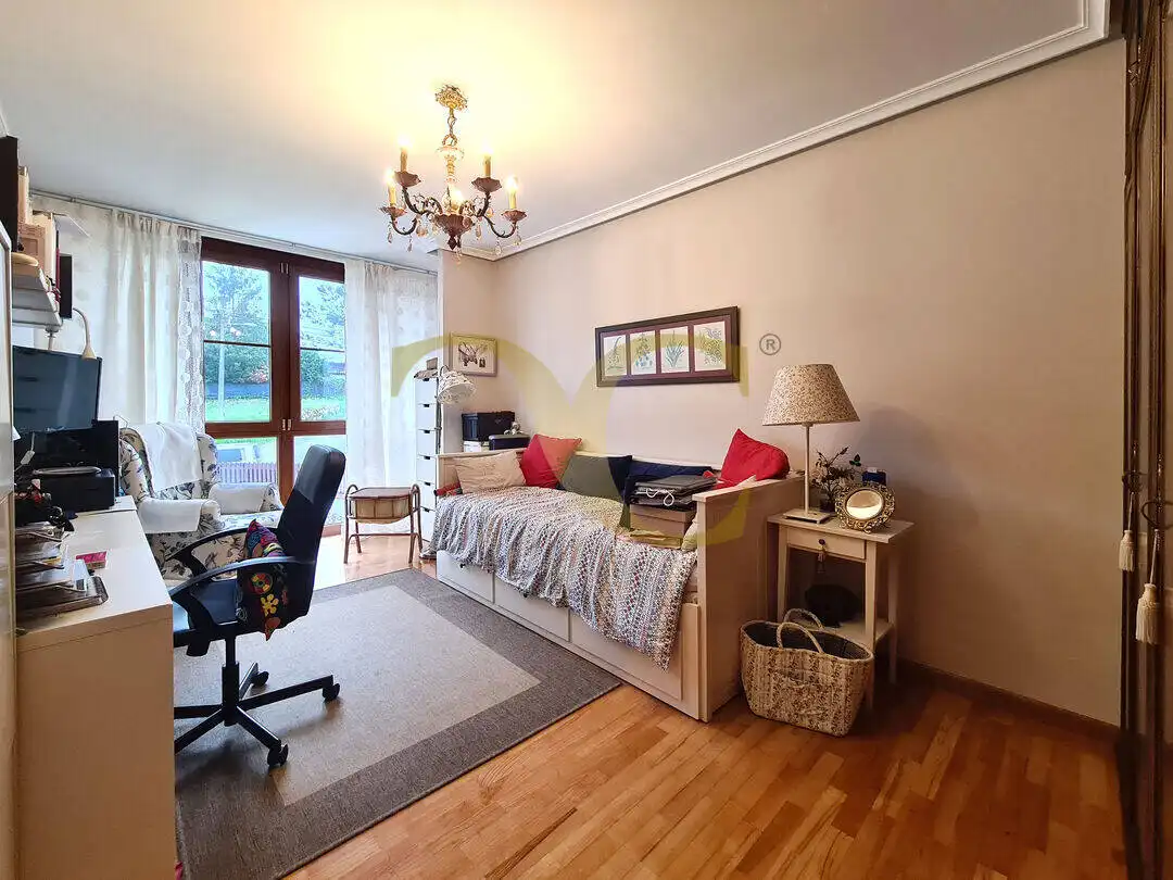 Habitación de Casa o chalet en venta en Noreña con Calefacción, Jardín privado y Terraza