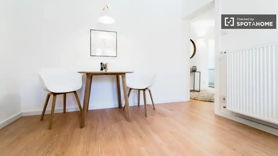 Menjador de Apartament per a compartir en Fraga amb Aire condicionat, Terrassa i Moblat