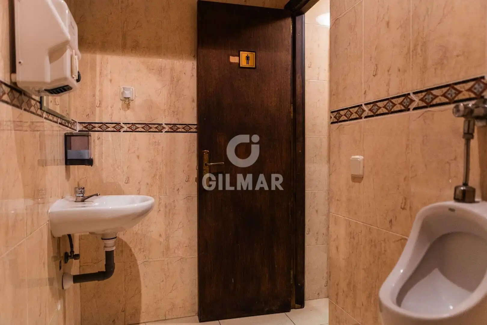 Bathroom of Commercial properties for sale in Collado Villalba
