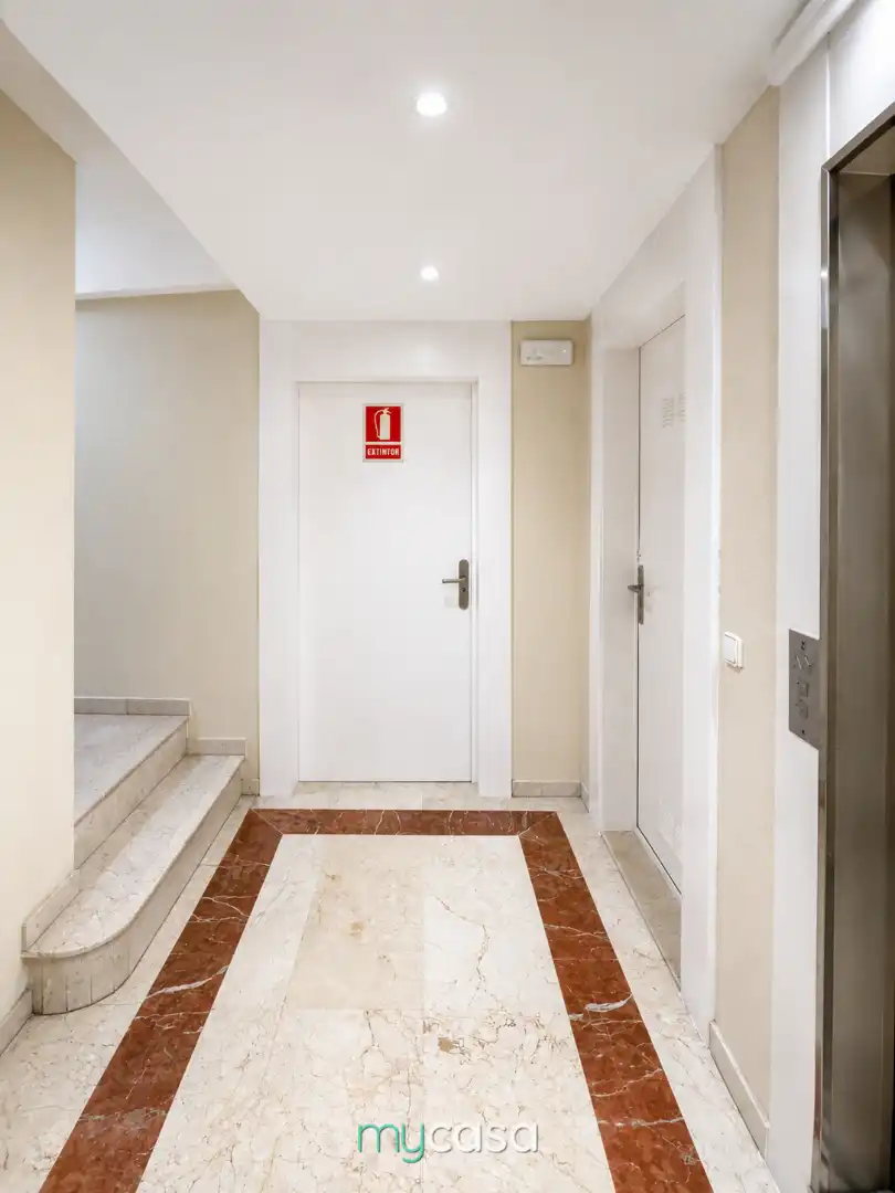 Piso en venta en Barcelona con Aire acondicionado, Calefacción y Parquet