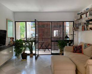 Exterior view of Flat to rent in  Sevilla Capital  with Air Conditioner and Terrace