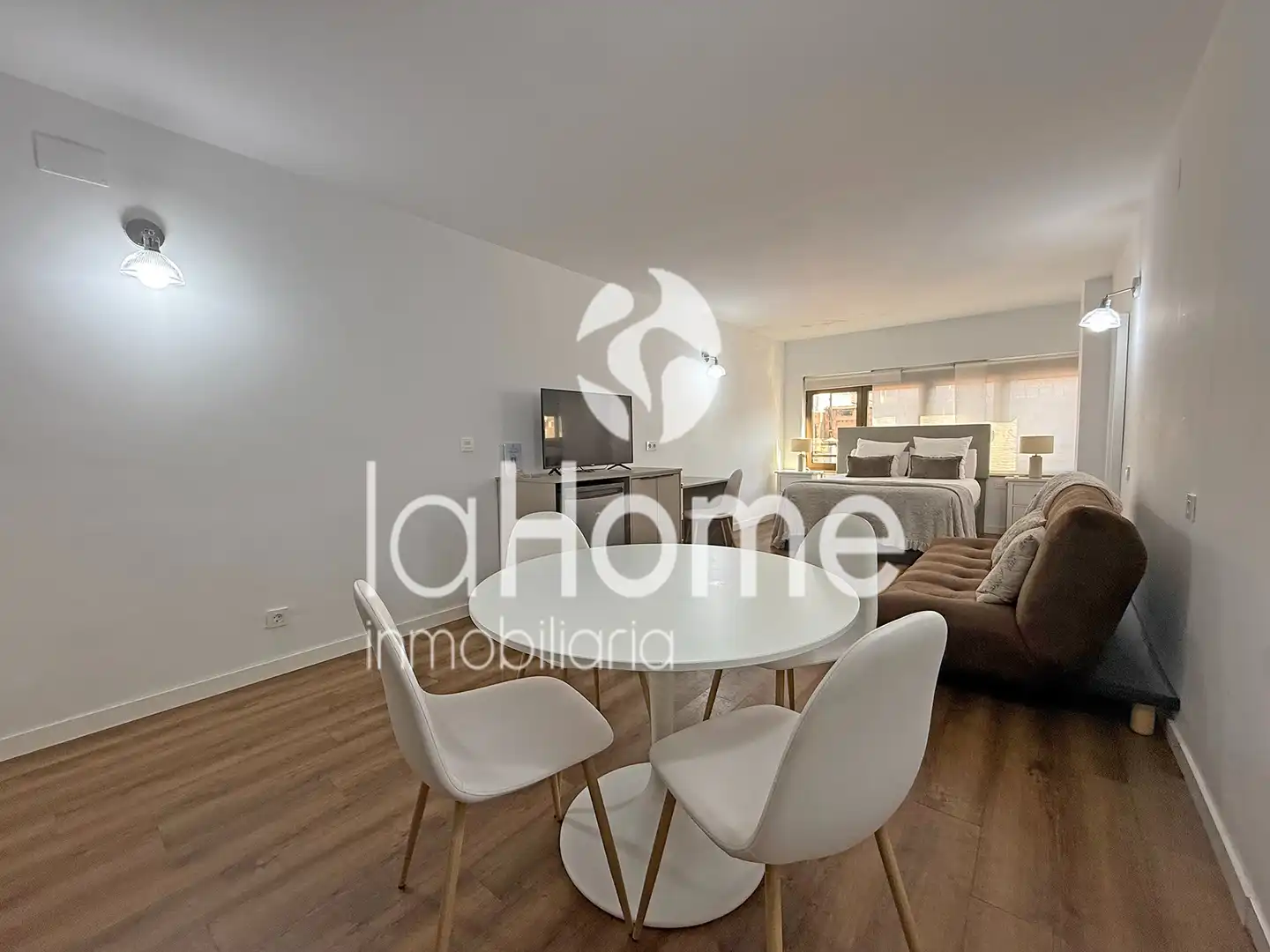 Bedroom of Lofts for sale in Valencia  with Air Conditioner, Parquet flooring and Furnished