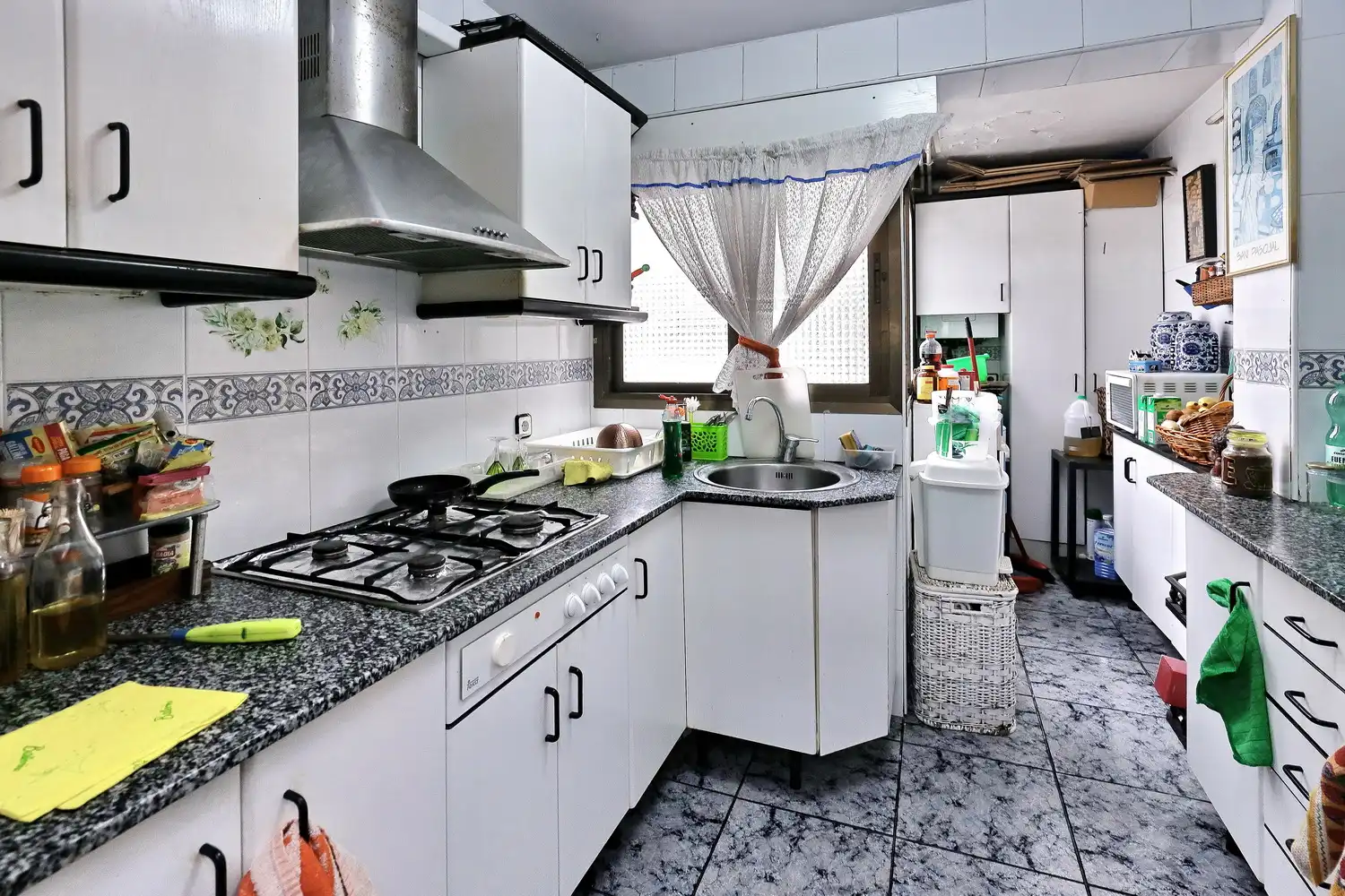 Cocina de Piso en venta en Barcelona con Calefacción, Horno y Balcón
